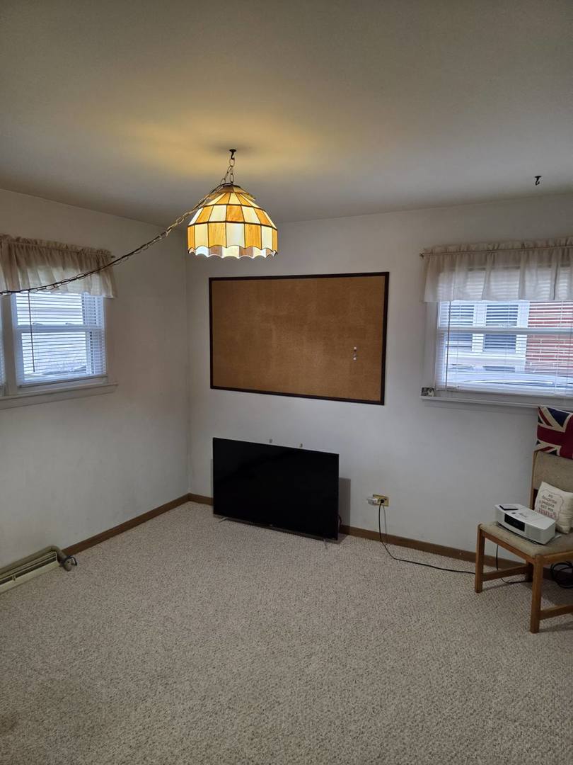 215 Brice Avenue Mundelein, IL 60060 - Photo 9 of 15