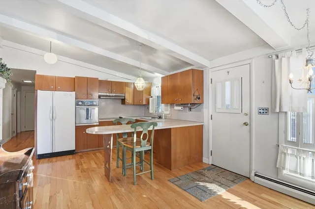 $395,000 | 27 Thurston Place, Fitchburg, MA 01420