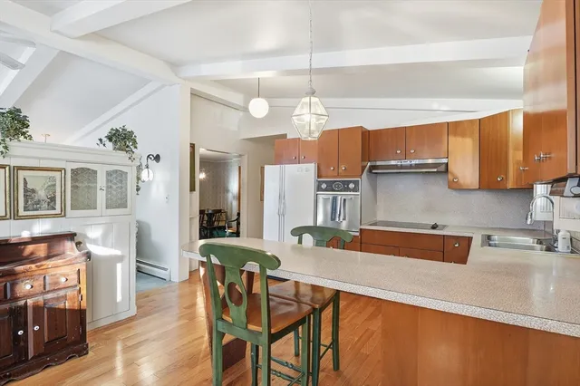 $395,000 | 27 Thurston Place, Fitchburg, MA 01420