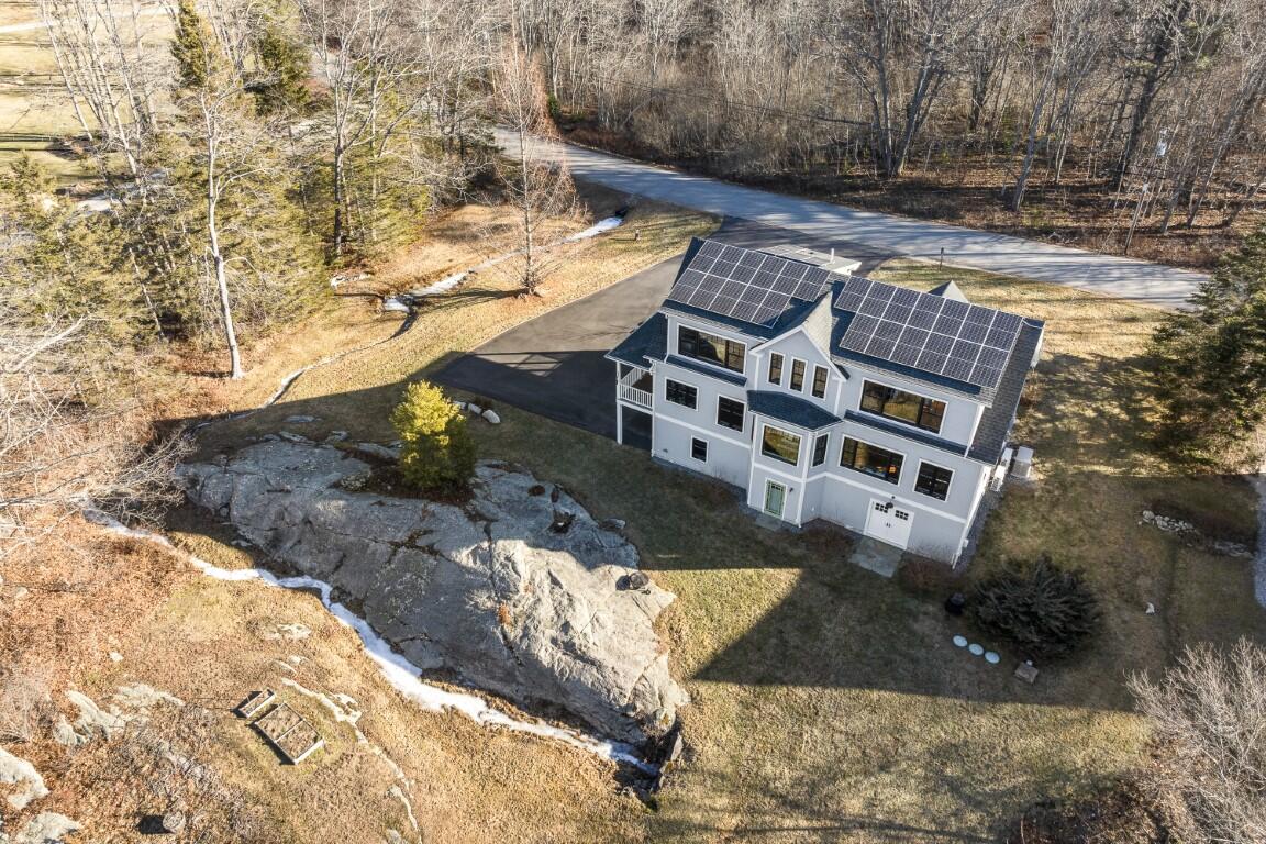 258 West Side Road Boothbay, ME 04571 - Photo 5 of 47 5.