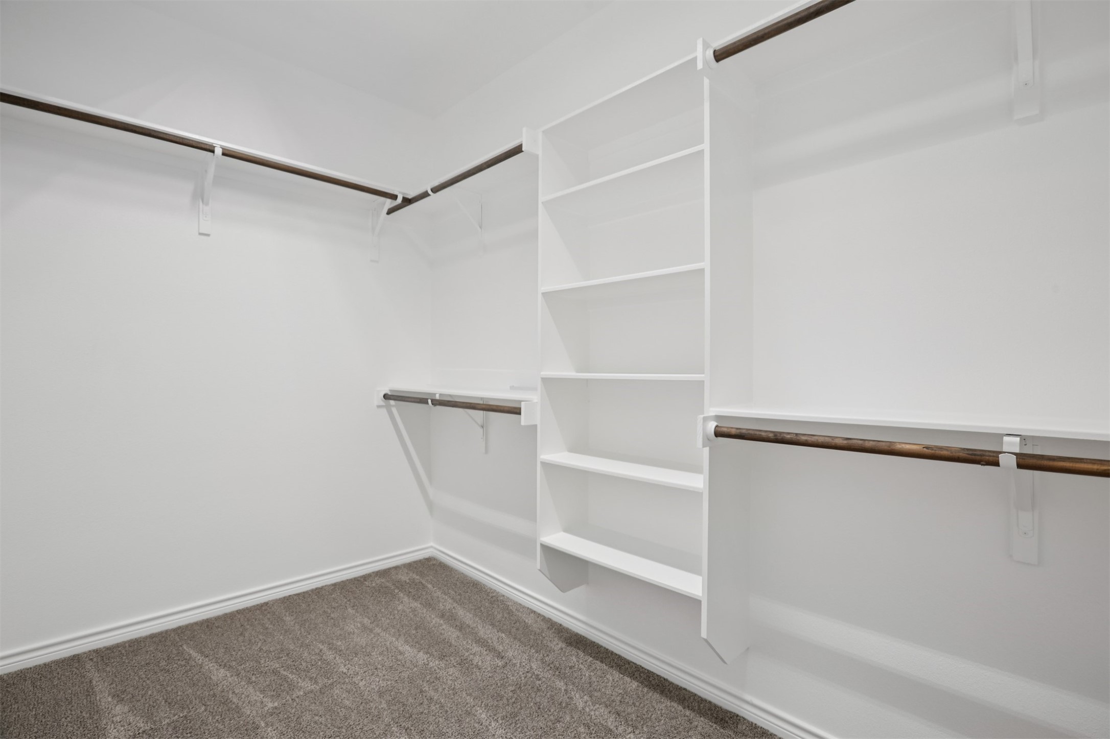 500 Seabiscuit Drive Jarrell, TX 76537 - Photo 20 of 33 a view of an empty walk in closet
