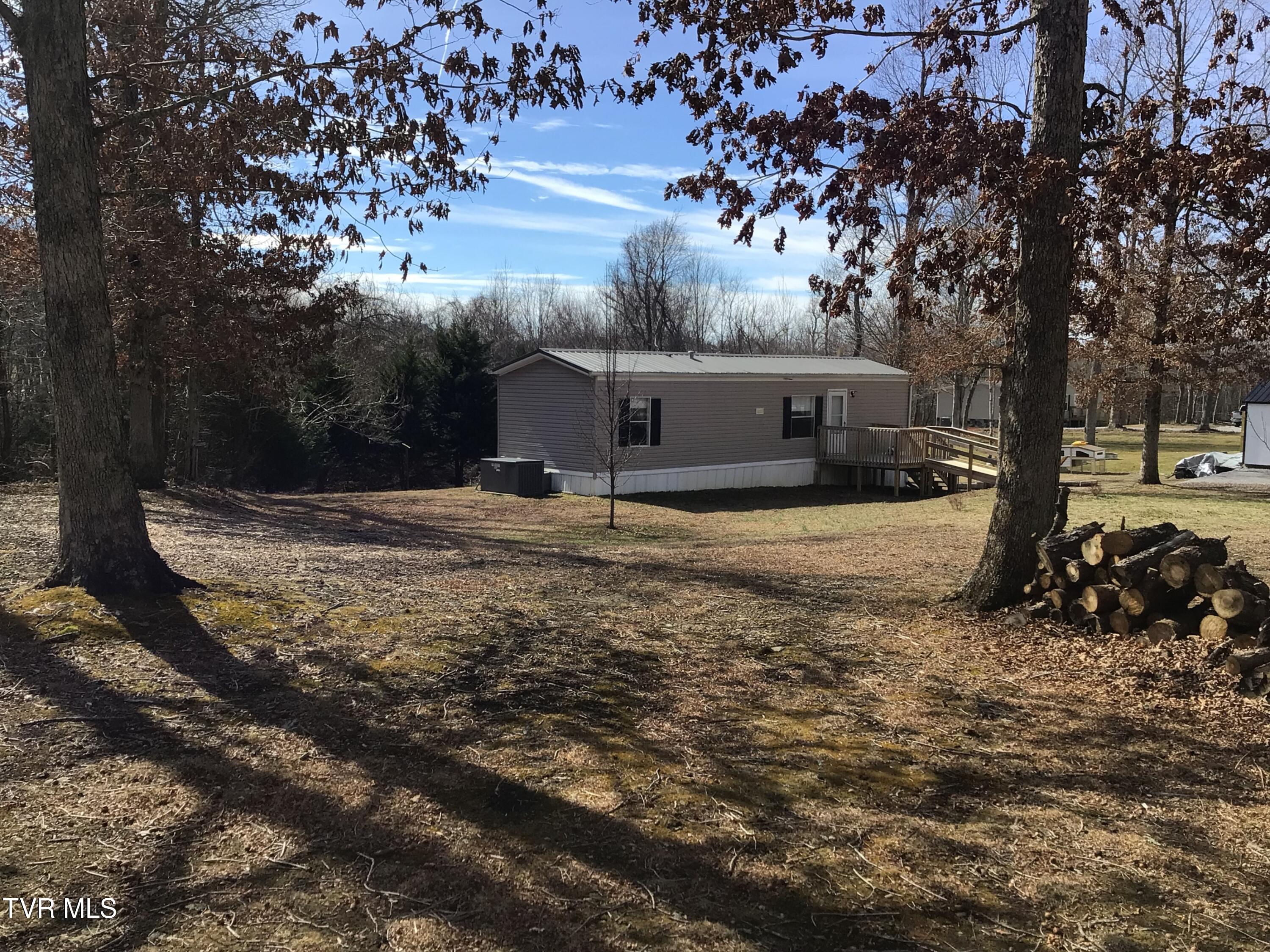 430 Laws Road Greeneville, TN 37743 - Photo 4 of 42 430 LAWS RD