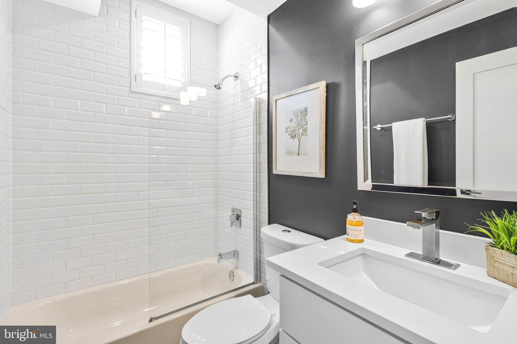 700 16th Street Northeast, Unit 2 Washington, DC 20002 - Photo 11 of 15