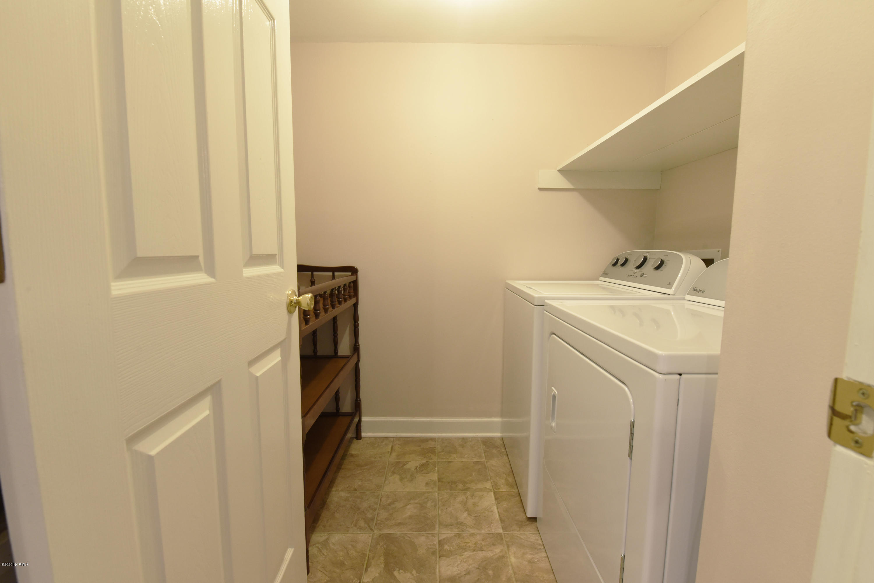 1910 Quail Ridge Road, Unit H Greenville, NC 27858 - Photo 8 of 25 10