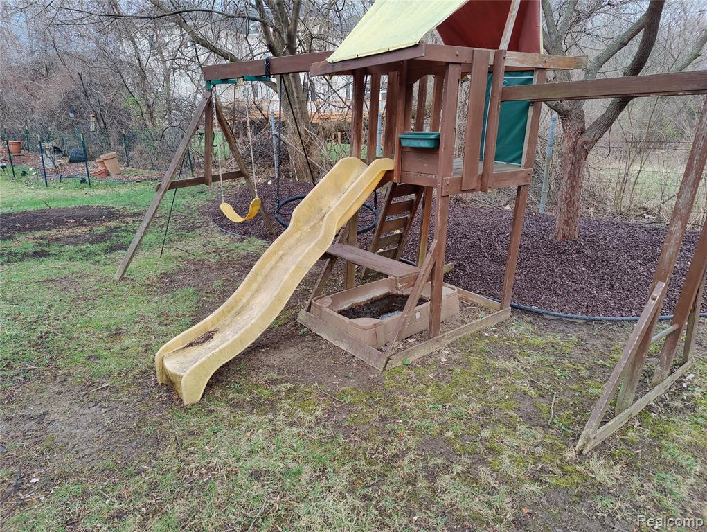 1600 Dunston Road Canton, MI 48188 - Photo 7 of 49