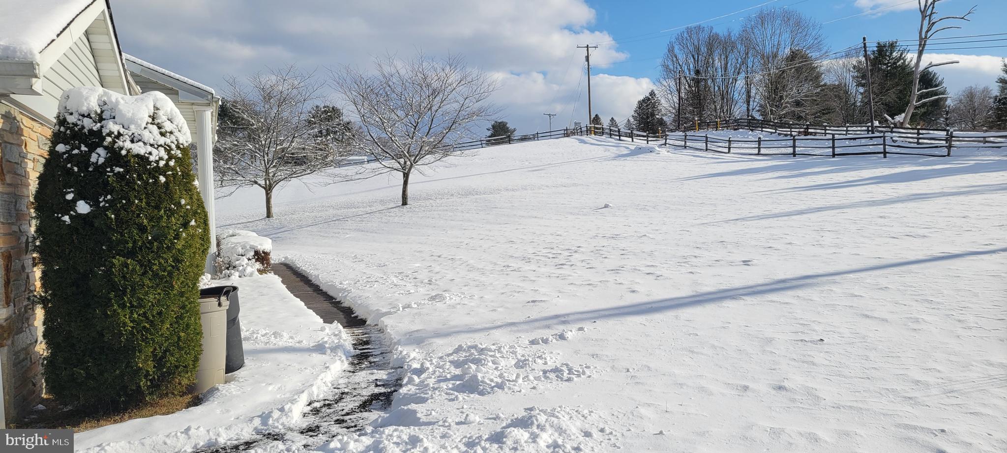 2212 Corbett Road Monkton, MD 21111 - Photo 53 of 57 Walkway in the snow