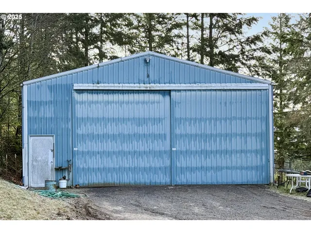 $1,449,999 | 19955 Southeast Tillstrom Road, Damascus, OR 97089