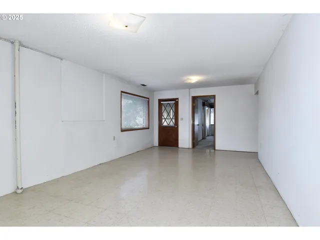 $1,449,999 | 19955 Southeast Tillstrom Road, Damascus, OR 97089