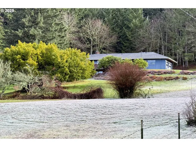 $1,449,999 | 19955 Southeast Tillstrom Road, Damascus, OR 97089