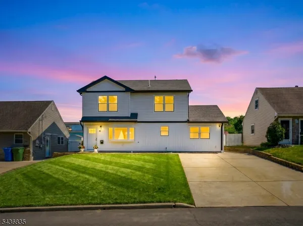 $725,000 | 48 Kendall Drive, Sayreville, NJ 08859
