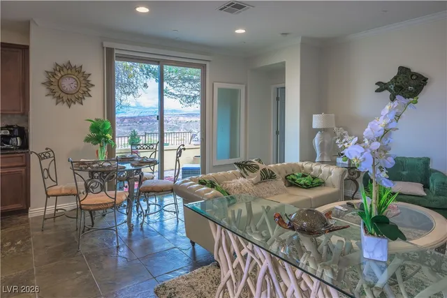 $2,988 | 31 Via Mantova, Unit 1, Henderson, NV 89011