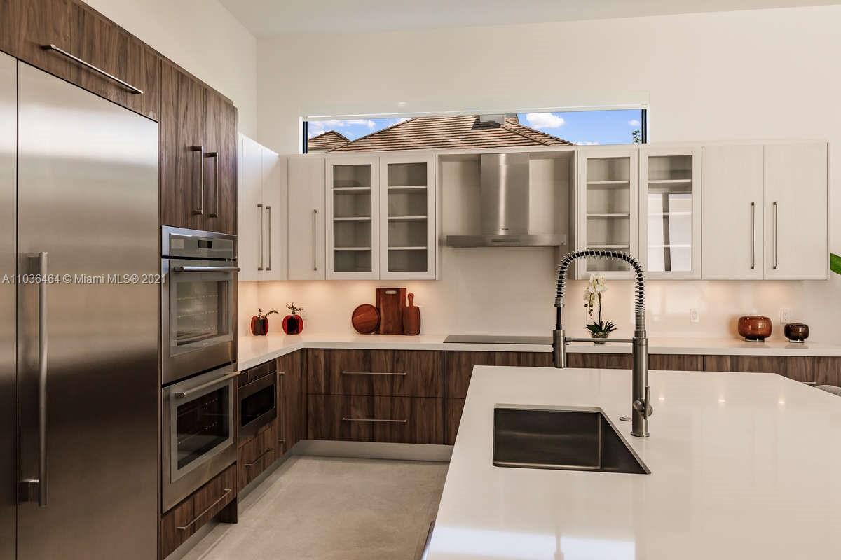 3099 Lake Ridge Lane Weston, FL 33332 - Photo 34 of 71 Gallery Image 34