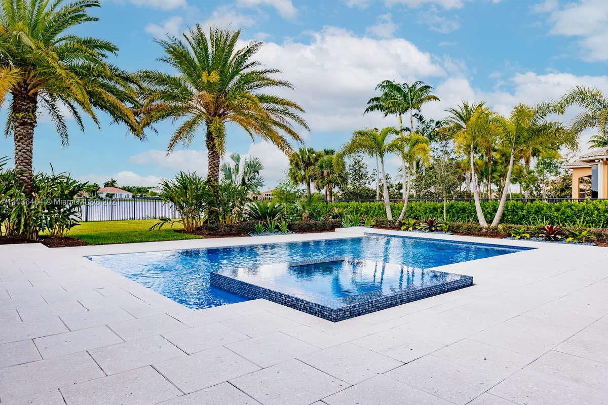 3099 Lake Ridge Lane Weston, FL 33332 - Photo 6 of 71 Gallery Image 6