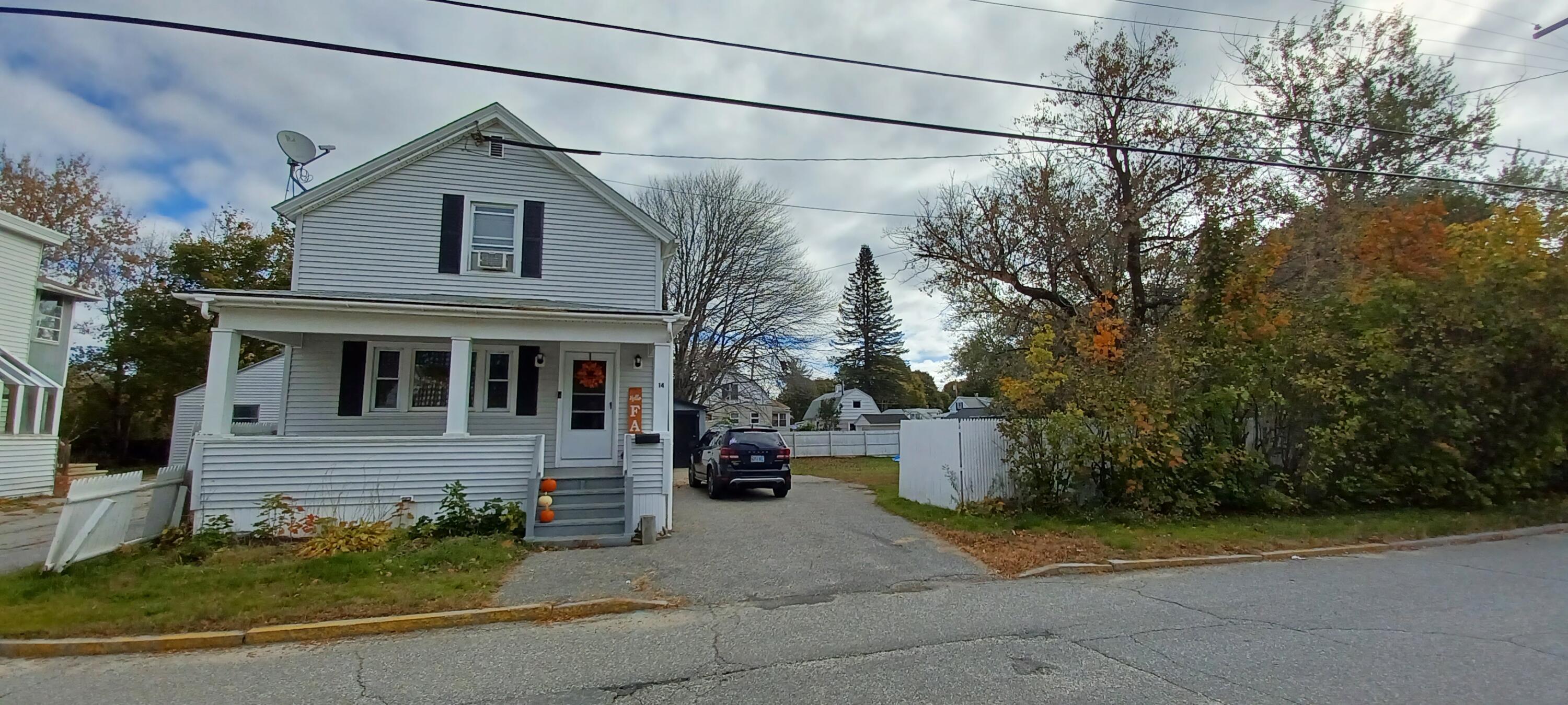 14 Rideout Avenue Lewiston, ME 04240 - Photo 2 of 24 20211028_112142