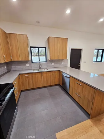 $4,300 | 2581 North Windsor Avenue, Altadena, CA 91001