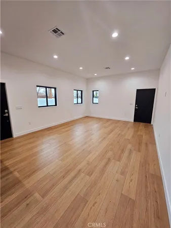 $4,300 | 2581 North Windsor Avenue, Altadena, CA 91001