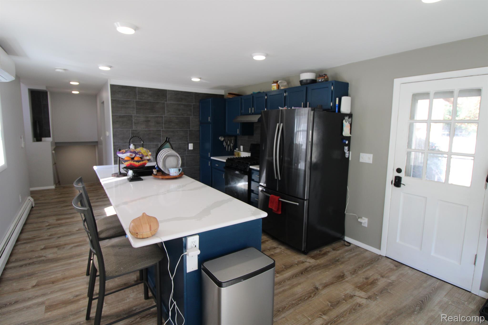 463 Joslyn Road Lake Orion, MI 48362 - Photo 58 of 93 Gallery Image 58