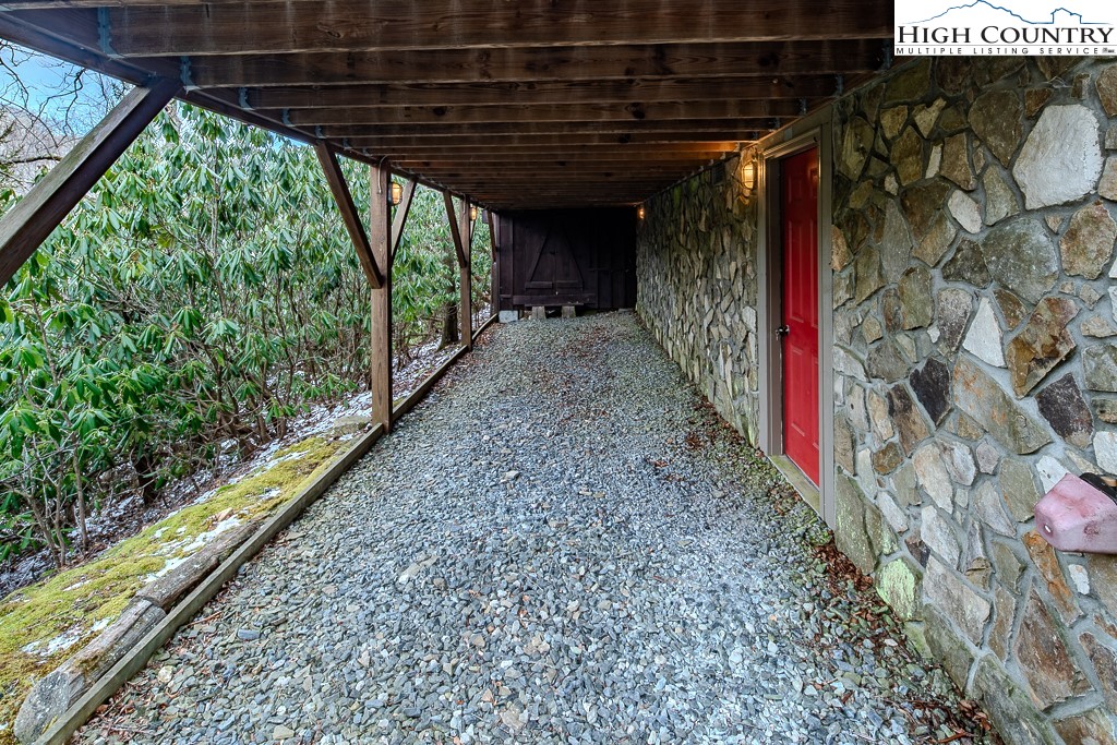 182 Streamside Lane Seven Devils, NC 28604 - Photo 41 of 48