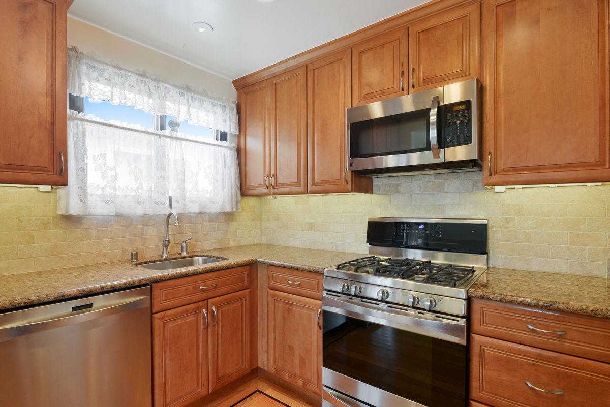 130 Gateway Drive Pacifica, CA 94044 - Photo 15 of 46