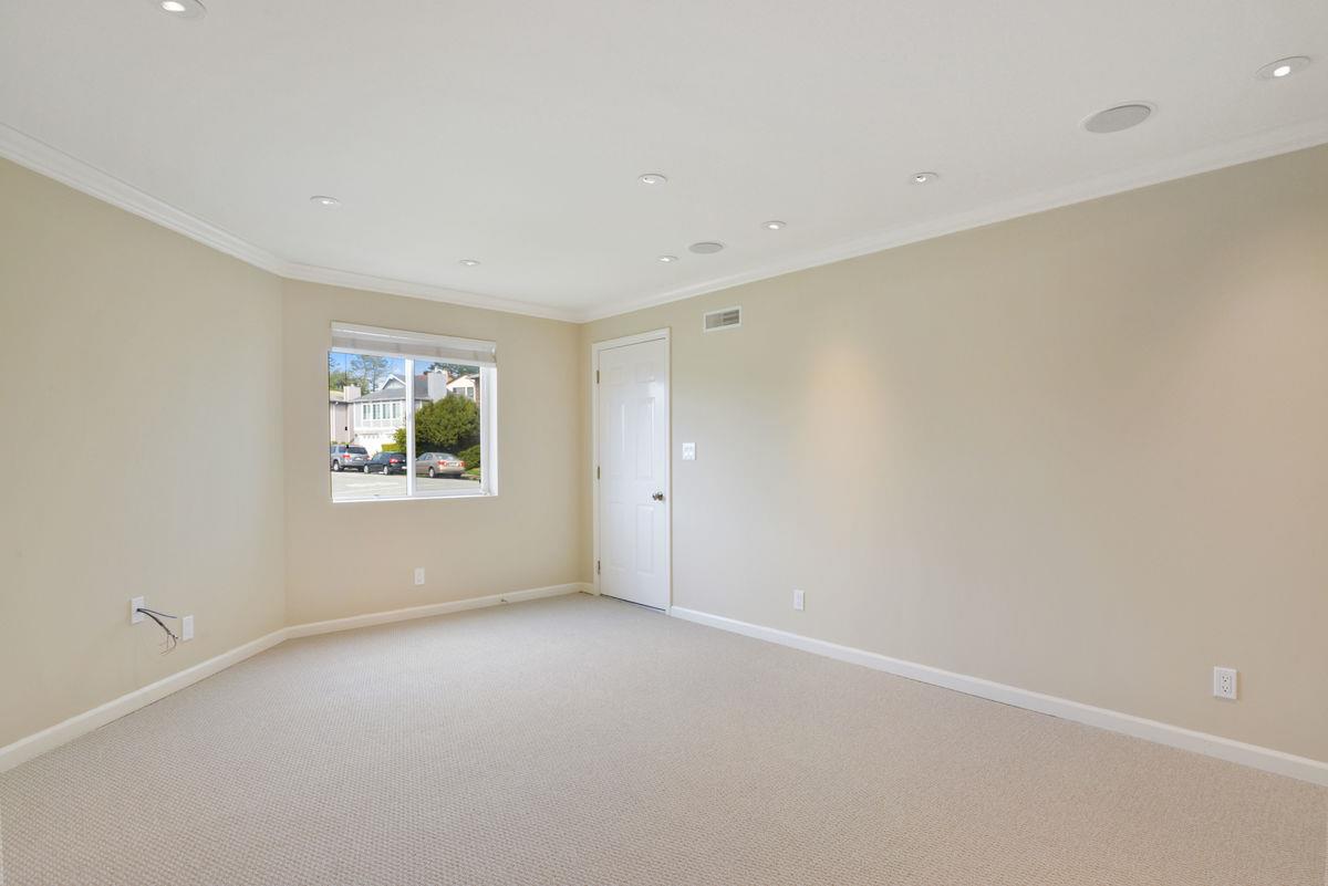 130 Gateway Drive Pacifica, CA 94044 - Photo 23 of 46