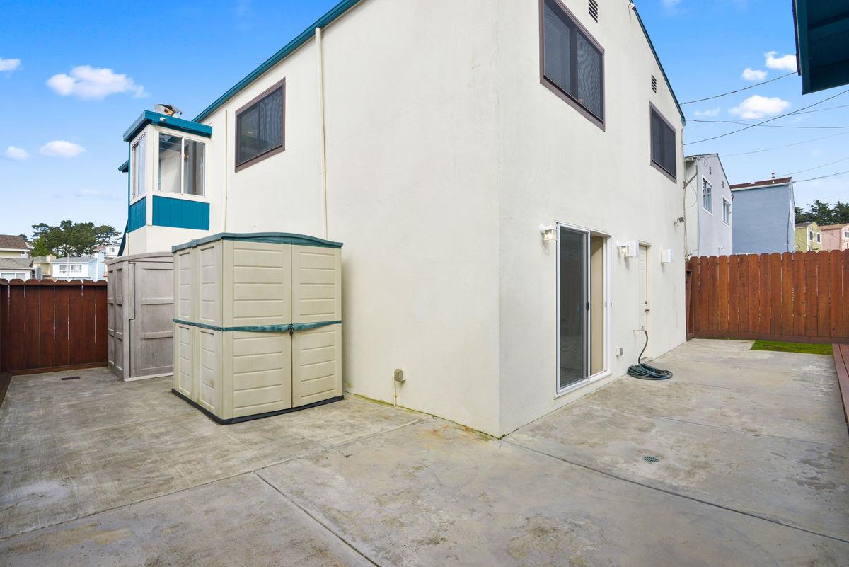 130 Gateway Drive Pacifica, CA 94044 - Photo 32 of 46