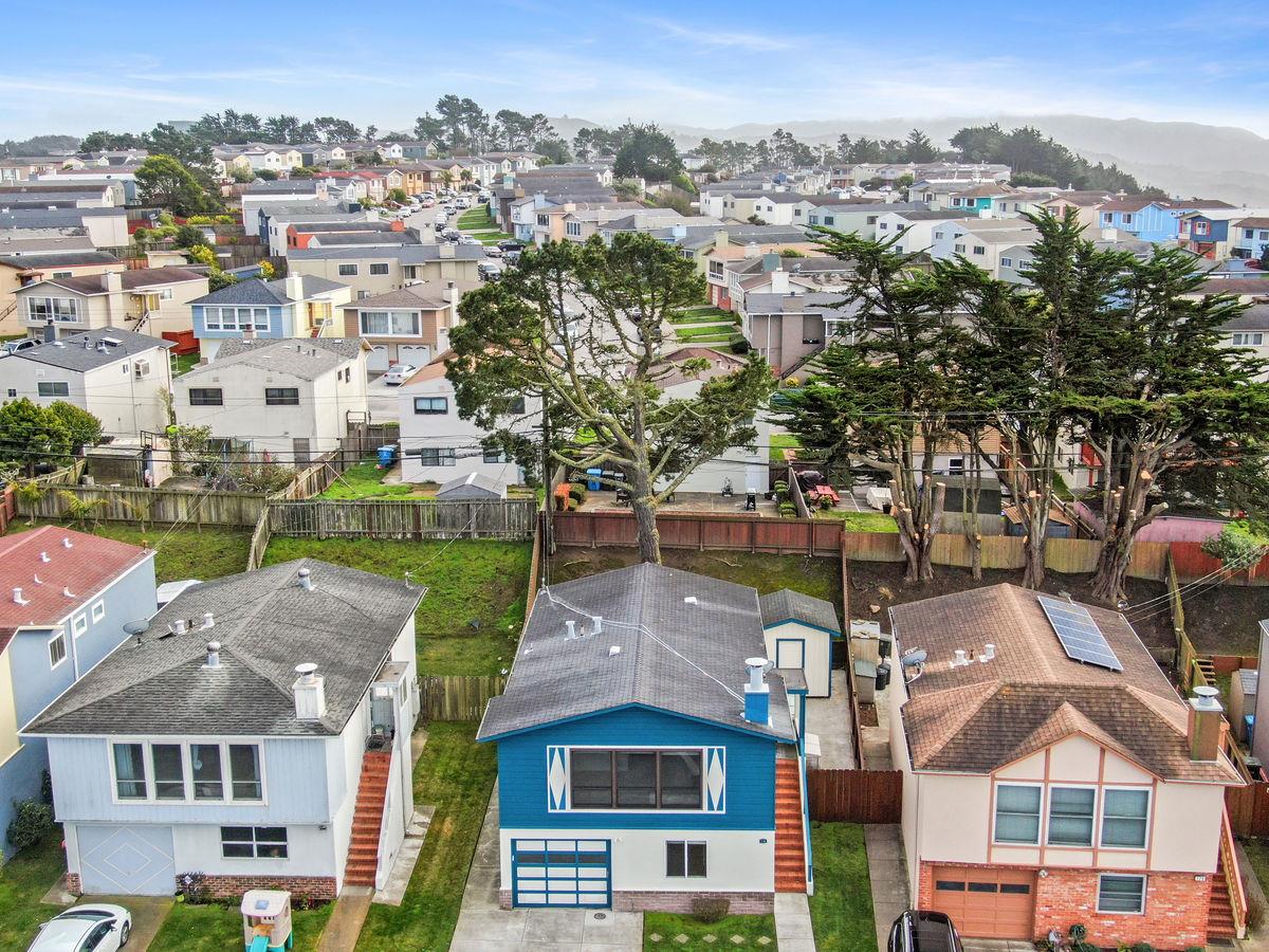 130 Gateway Drive Pacifica, CA 94044 - Photo 38 of 46