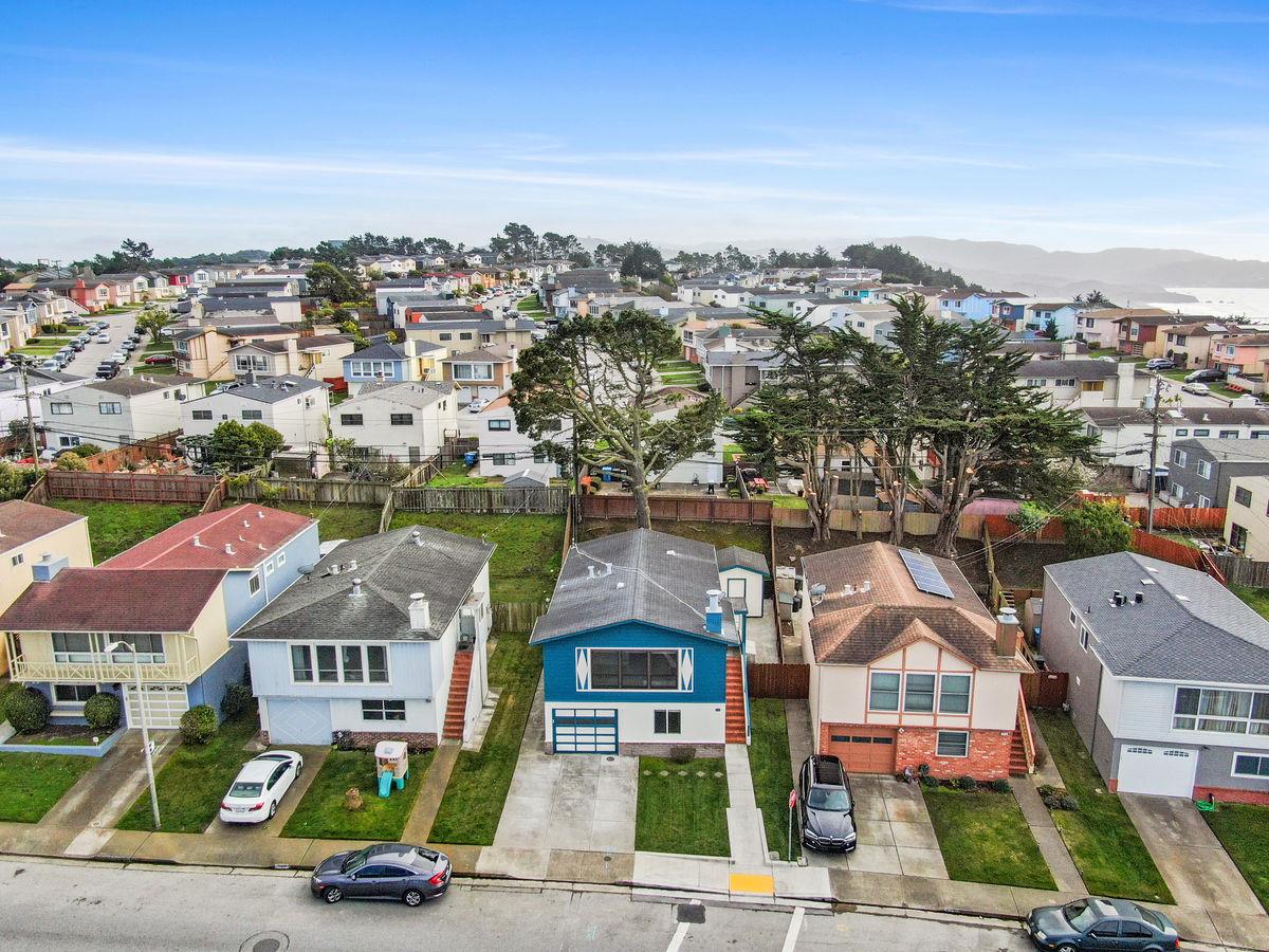 130 Gateway Drive Pacifica, CA 94044 - Photo 39 of 46