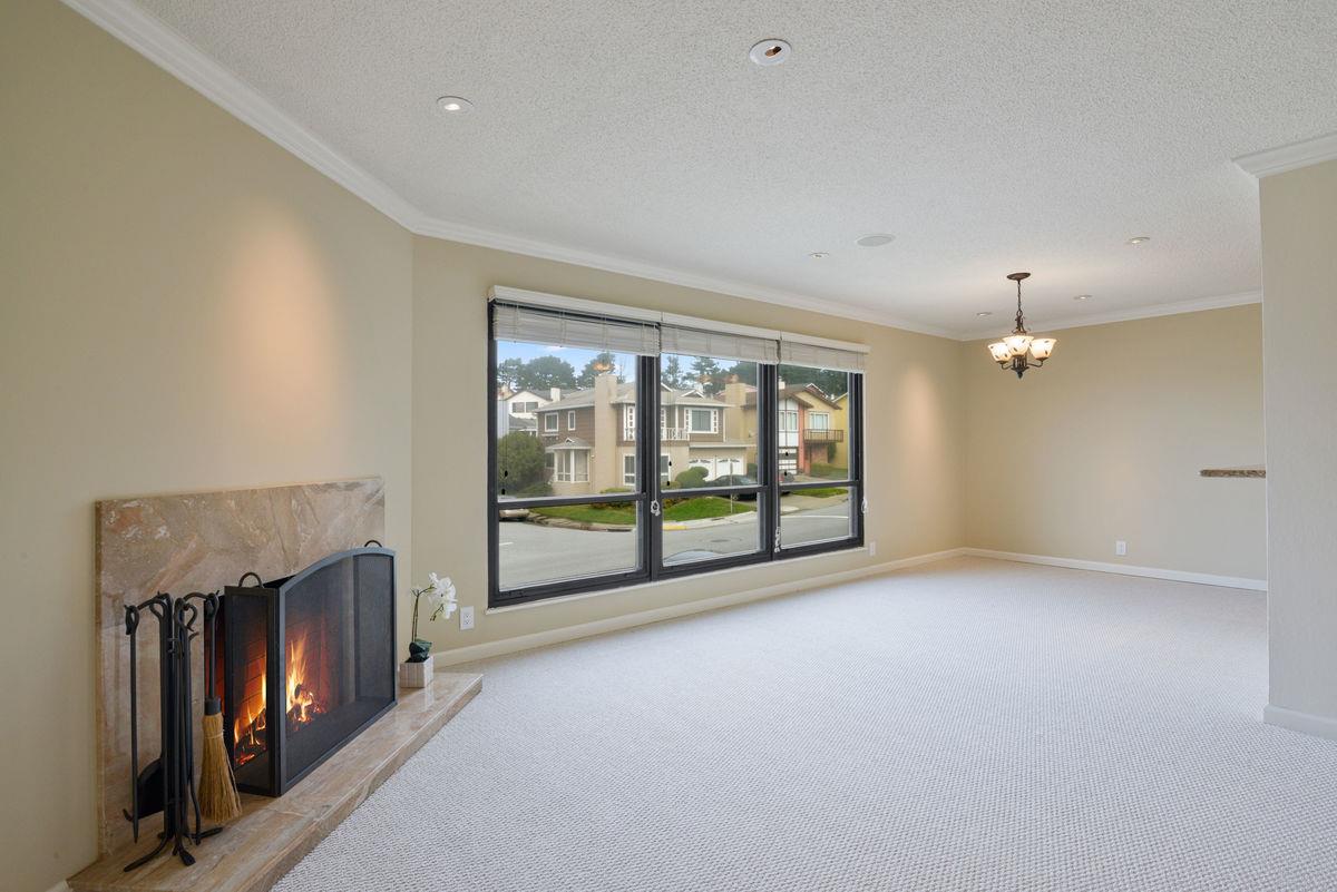 130 Gateway Drive Pacifica, CA 94044 - Photo 5 of 46