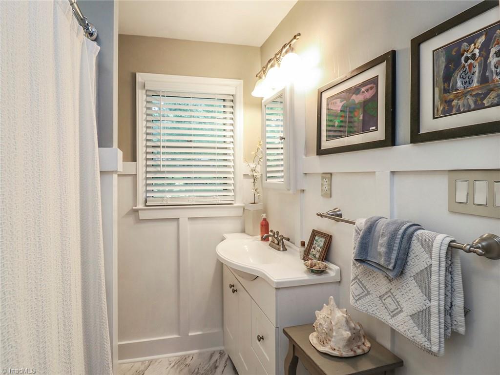 709 Lipscomb Road Greensboro, NC 27410 - Photo 23 of 29 Gallery Image 23