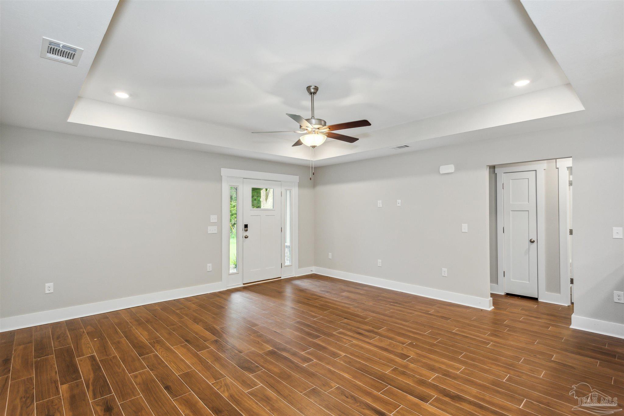 4052 Charles Circle Pace, FL 32571 - Photo 5 of 28