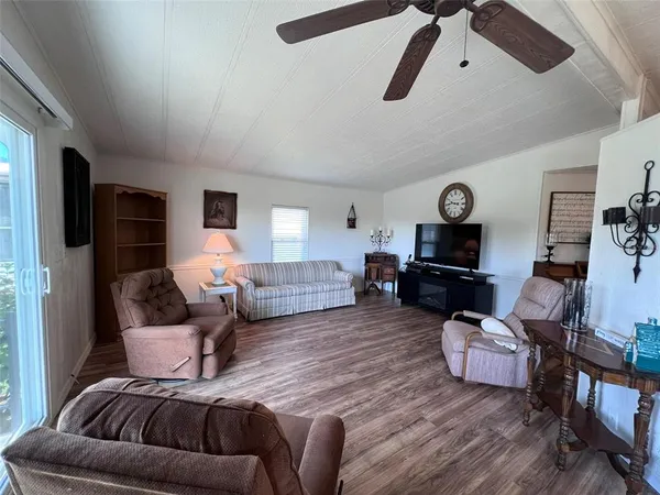 $169,900 | 2055 South Floral Avenue, Unit 169, Bartow, FL 33830