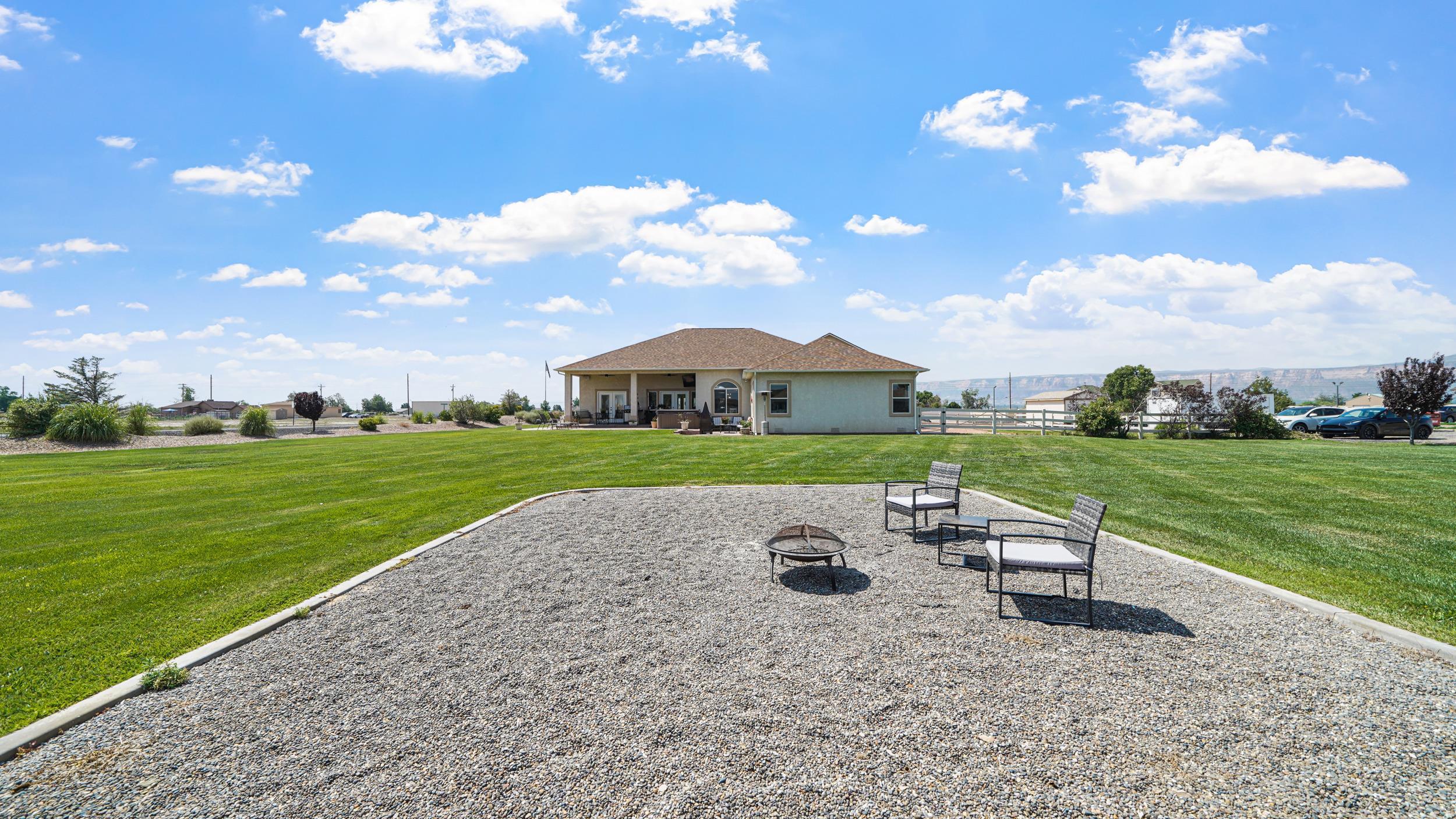 809 Mease Road Grand Junction, CO 81505 - Photo 27 of 38 a view of outdoor space with garden