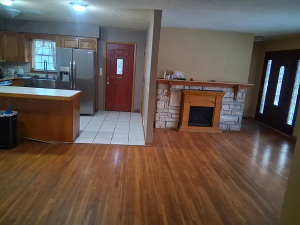 $2,500 | 7885 Van Buren Street Northeast, Spring Lake Park, MN 55432