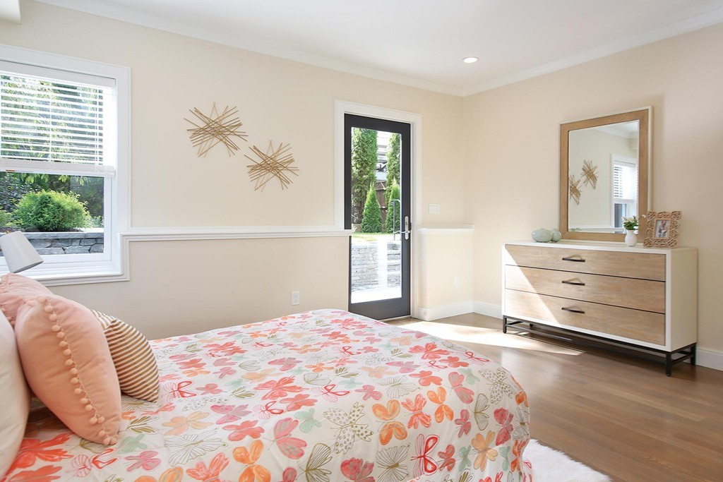 32 Kent Square, Unit 1 Brookline, MA 02446 - Photo 11 of 16