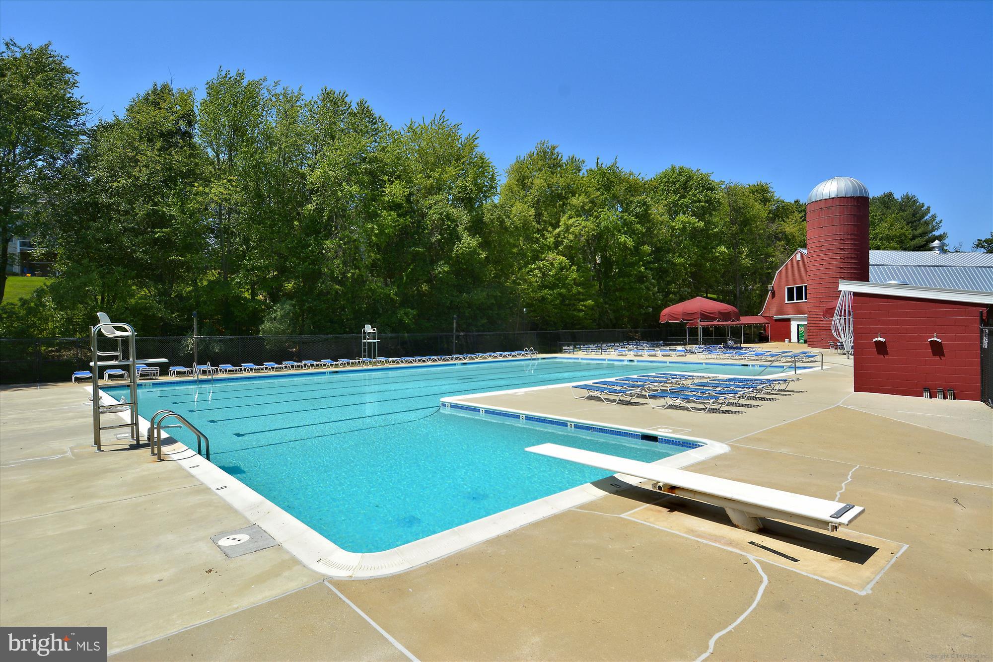 1702 Raleigh Hill Road Vienna, VA 22182 - Photo 51 of 60 Hunter Mill Swim & Racquet Club Pool