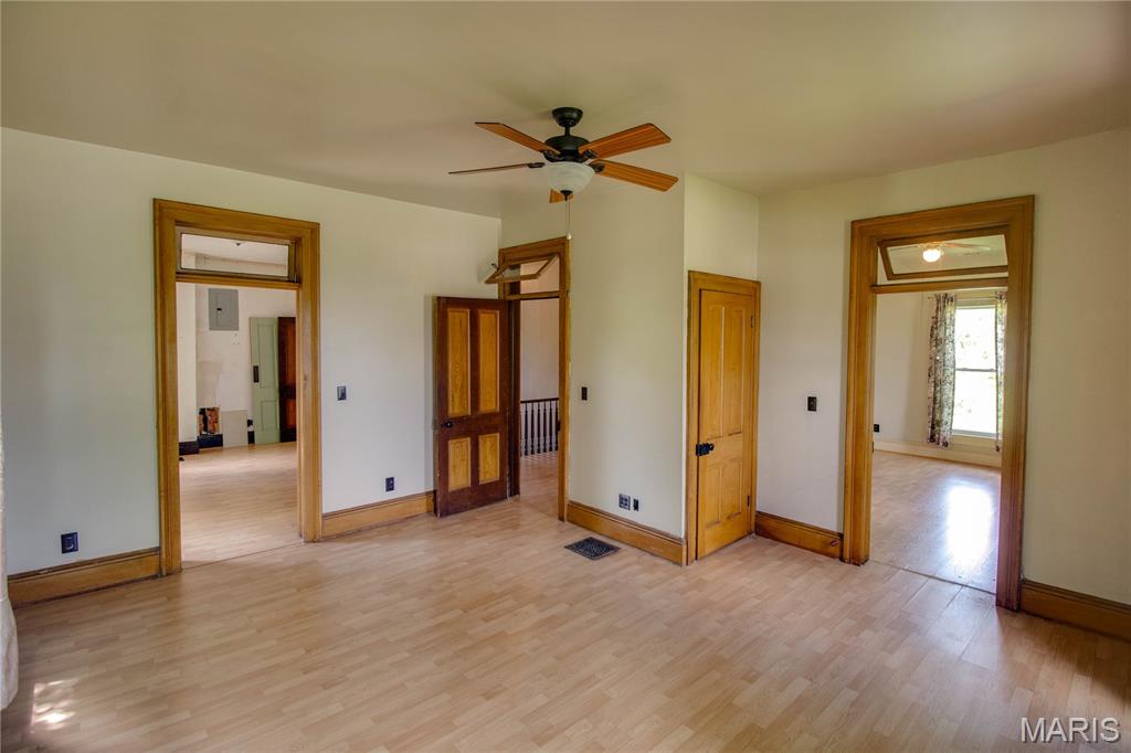 115 North Main Street Modesto, IL 62667 - Photo 31 of 57