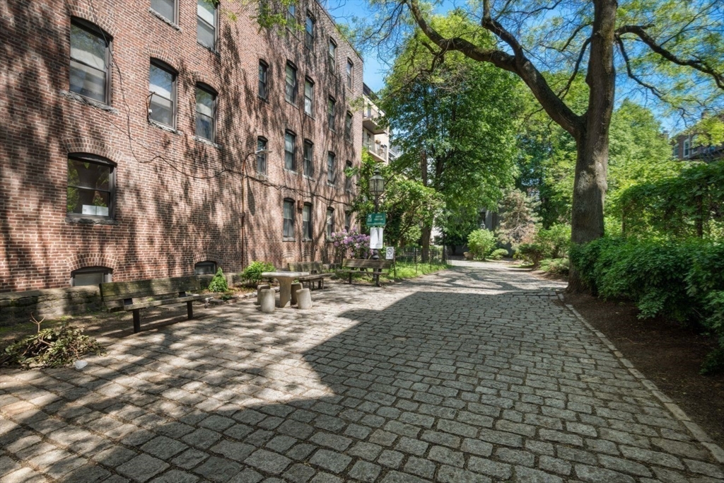 350 North Street, Unit 403 Boston, MA 02113 - Photo 28 of 31