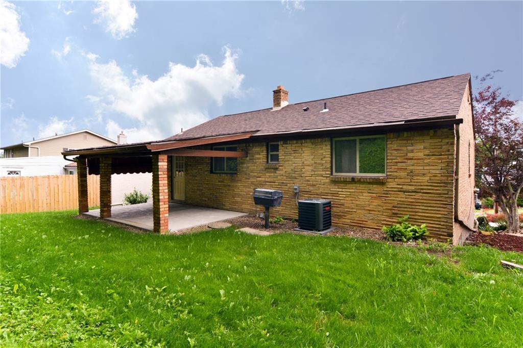 438 Pearce Road Pittsburgh, PA 15234 - Photo 16 of 18