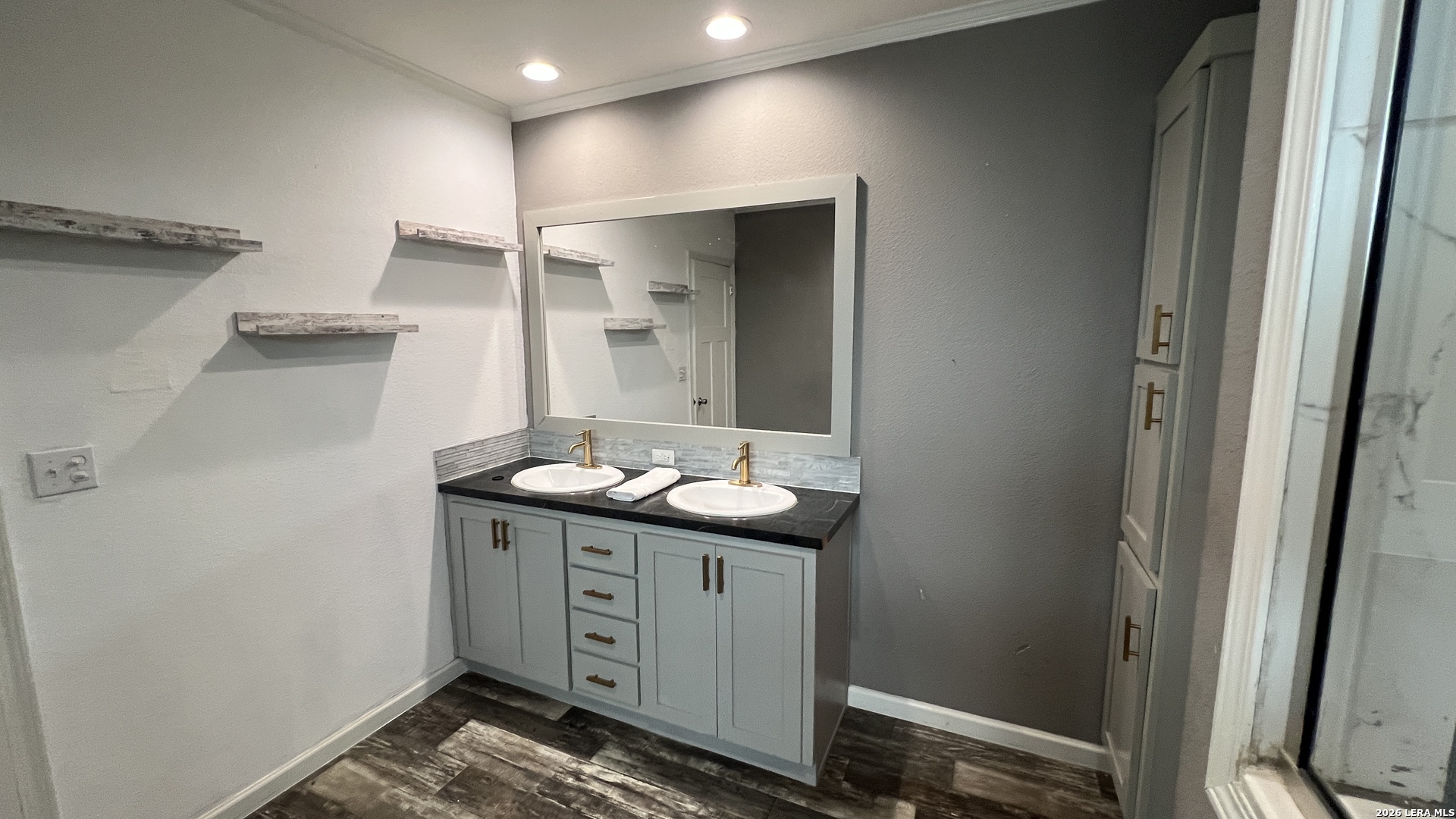 153 May Road Pleasanton, TX 78064 - Photo 13 of 29