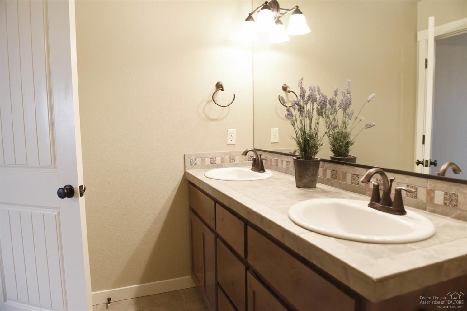 413 Northwest 25th Street Redmond, OR 97756 - Photo 19 of 24 Additional Photo