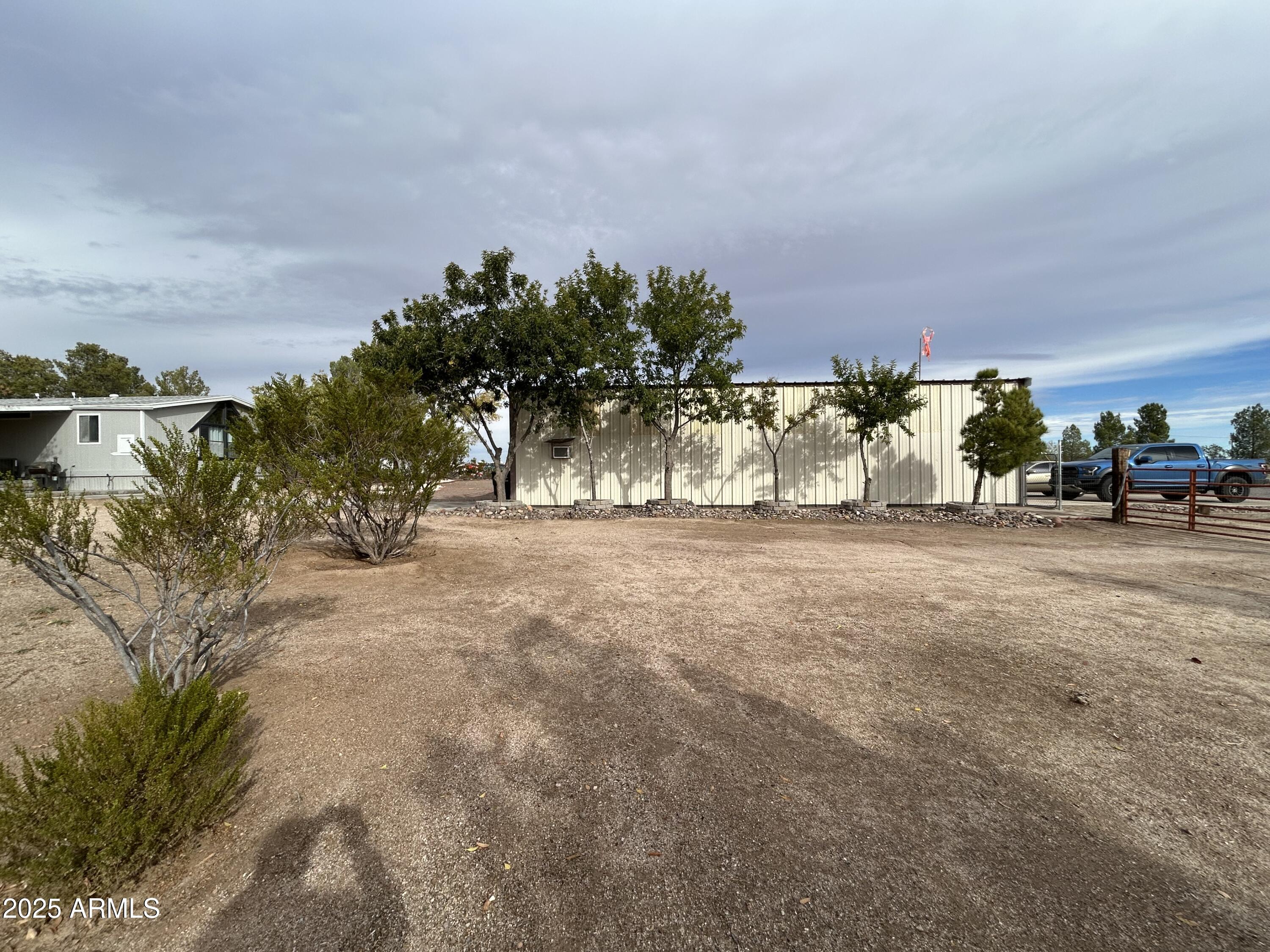 5374 South Emory Road Safford, AZ 85546 - Photo 15 of 47 IMG_4593