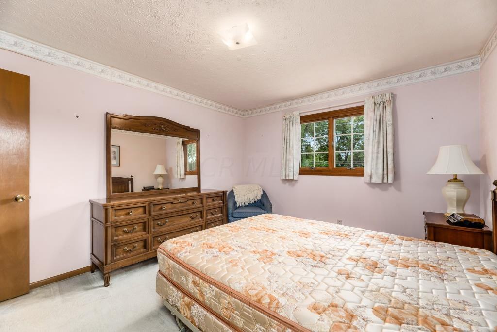 1766 Kenwick Road Columbus, OH 43209 - Photo 23 of 29 Bedroom 2