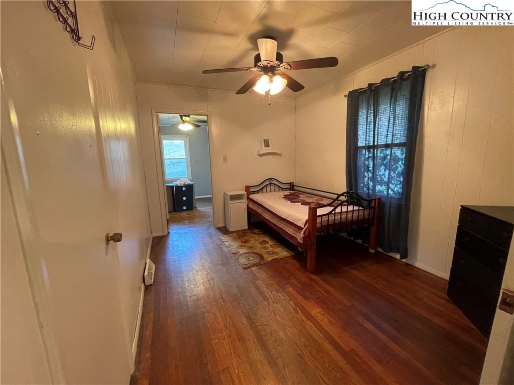 906 3 Top Road Creston, NC 28615 - Photo 13 of 37 Gallery Image 13