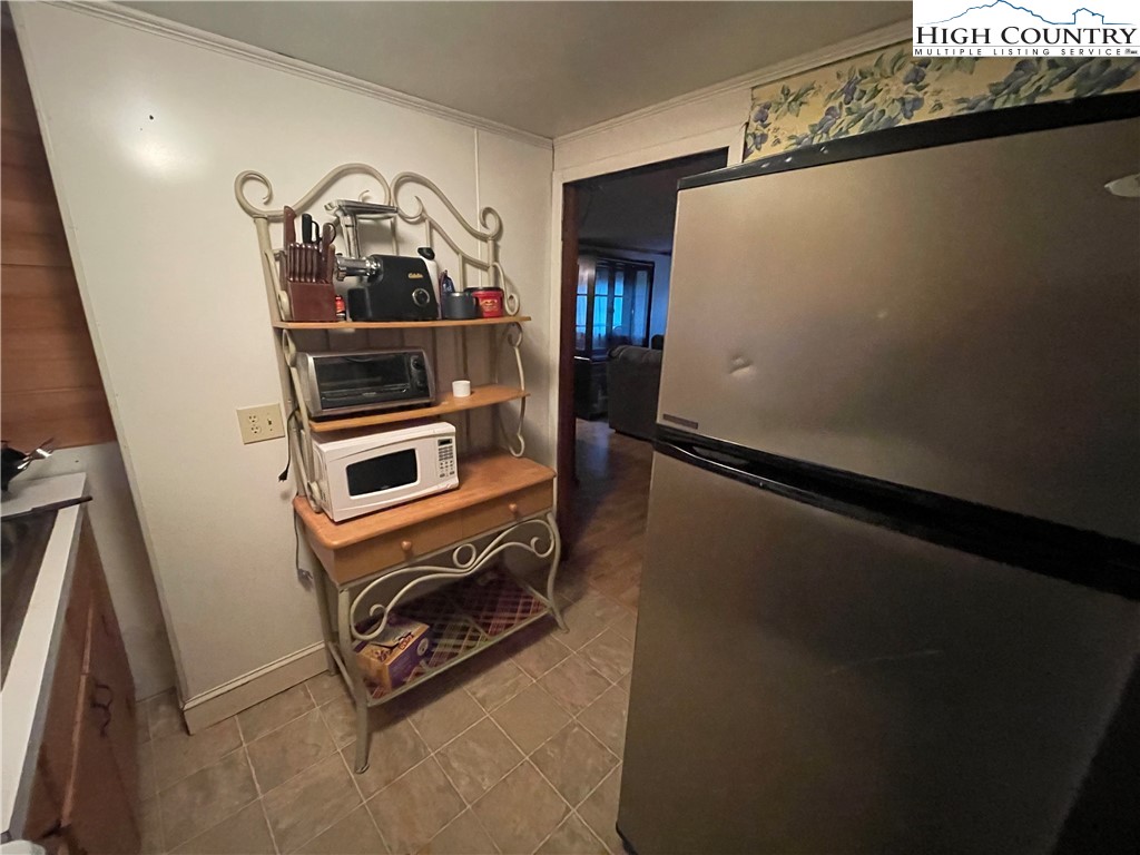 906 3 Top Road Creston, NC 28615 - Photo 23 of 37 Gallery Image 23