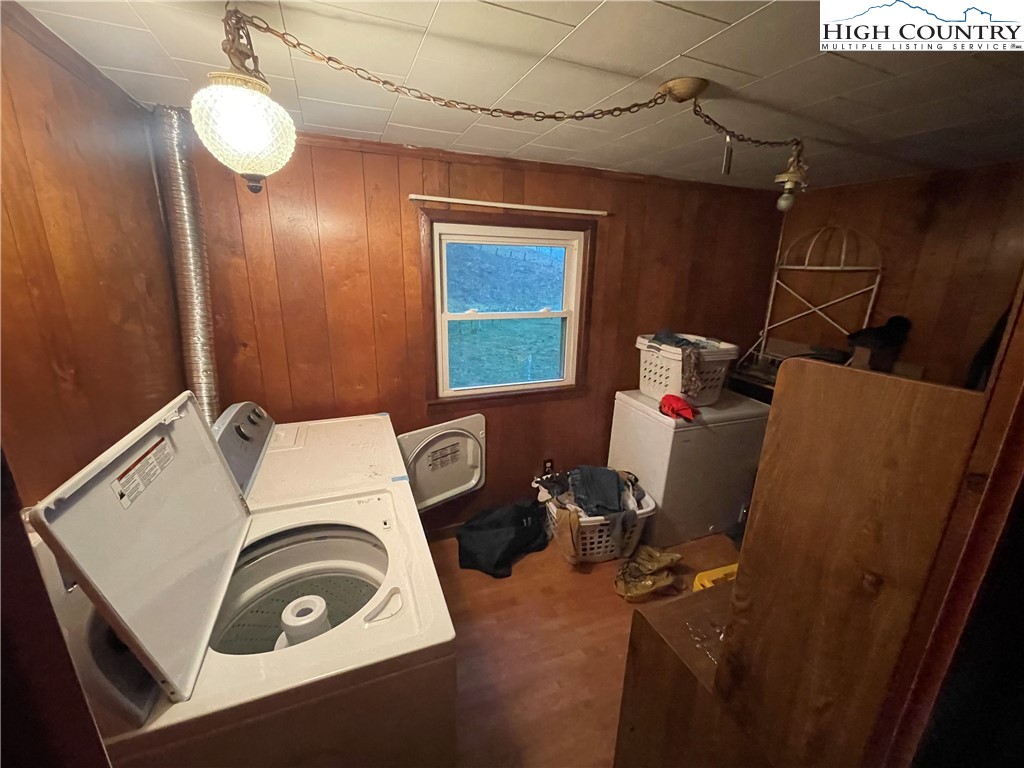 906 3 Top Road Creston, NC 28615 - Photo 25 of 37 Gallery Image 25