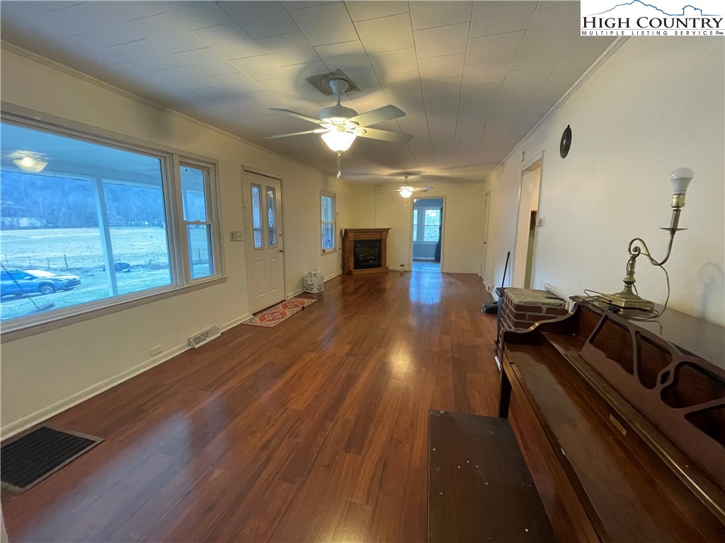 906 3 Top Road Creston, NC 28615 - Photo 3 of 37 Gallery Image 3