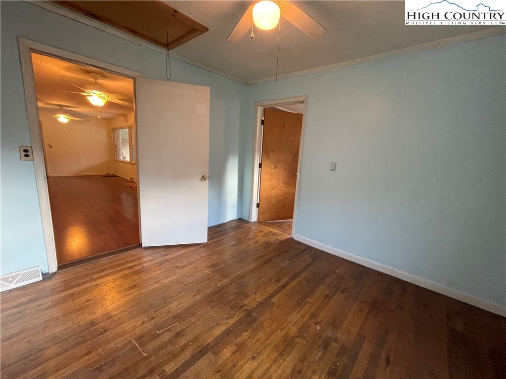 906 3 Top Road Creston, NC 28615 - Photo 10 of 37 Gallery Image 10