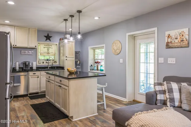 $210,000 | 217 Easton Street, Roanoke Rapids, NC 27870