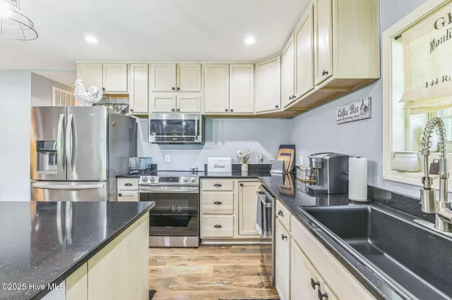 $210,000 | 217 Easton Street, Roanoke Rapids, NC 27870