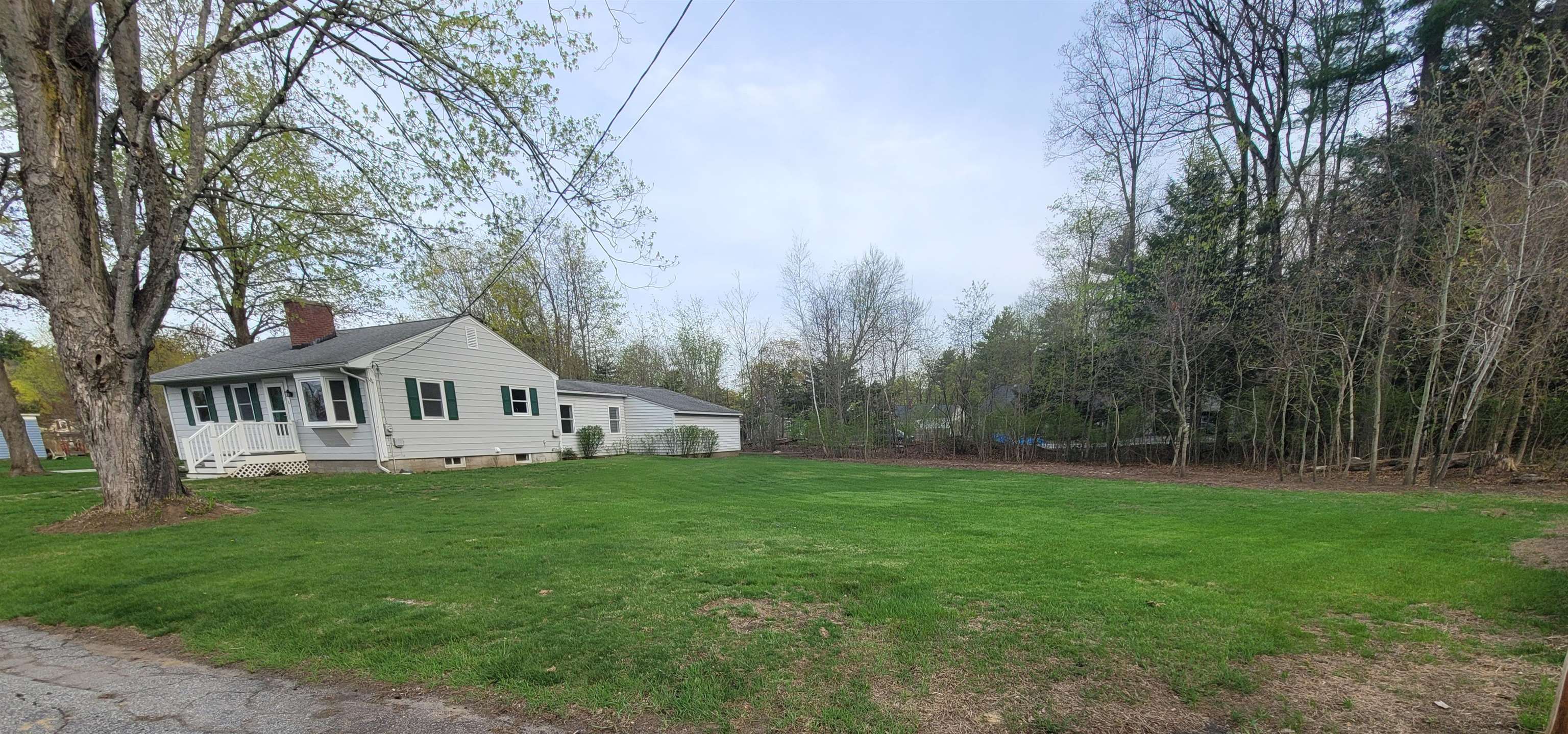11 Rundlett Street Concord, NH 03301 - Photo 4 of 28 Gallery Image 4